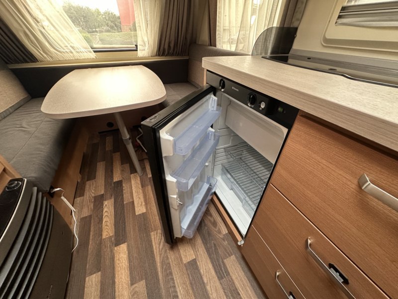 CARAVANA SEGUNDA MANO KNAUS SPORT 400 LK